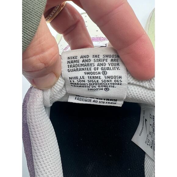 Nike Air Force 1 Low Lime Green‎ And Purple Woman’s Size 8.5 - Picture 3 of 7